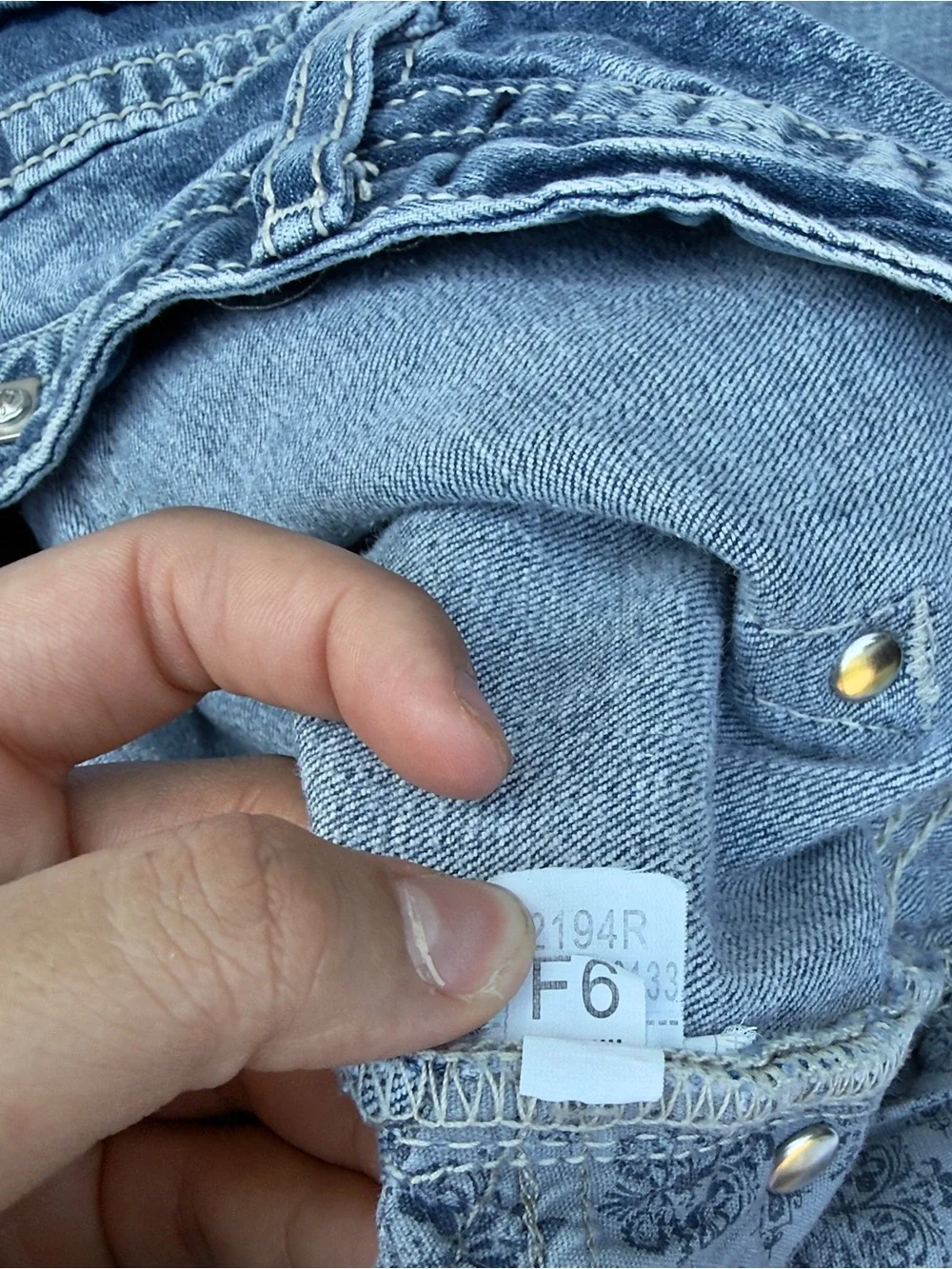 y2k rerock by express low rise light wash bootcut embroidered jeans size 8R